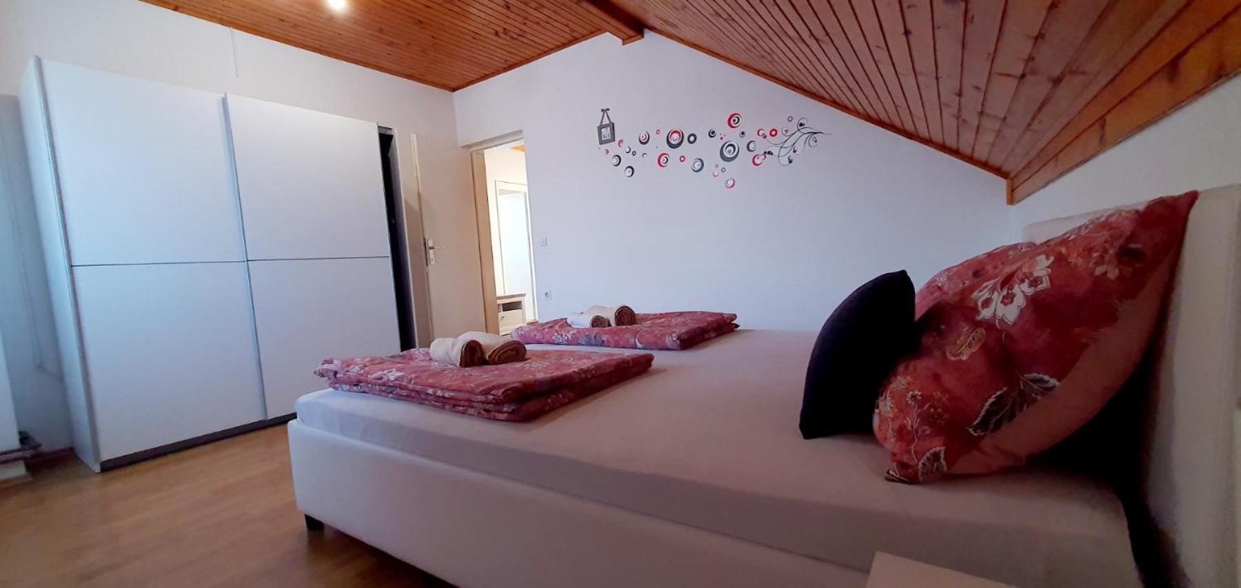 Apartman Ivana Varazdin Ngoại thất bức ảnh